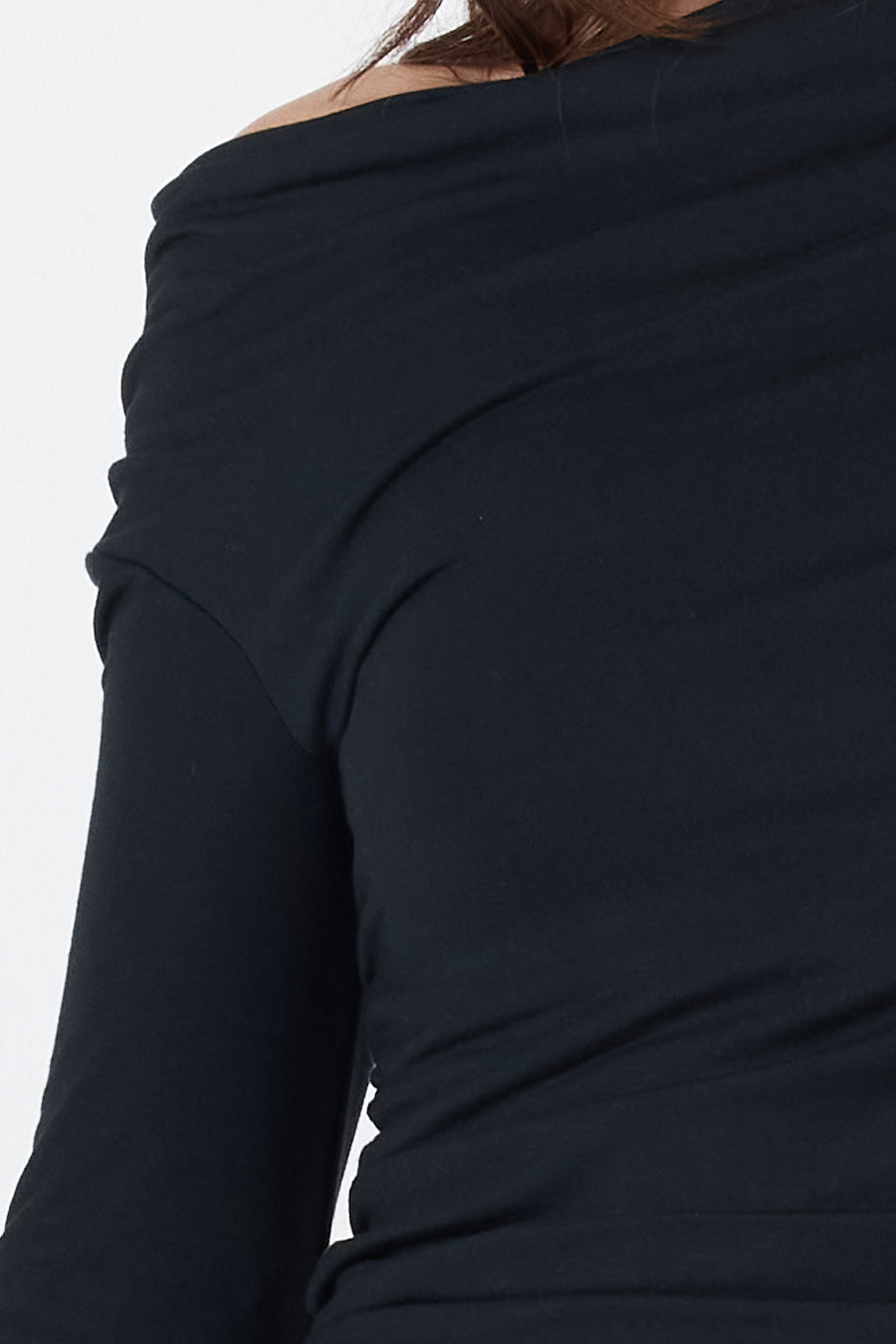 Como Off-Shoulder Drape Top - Black