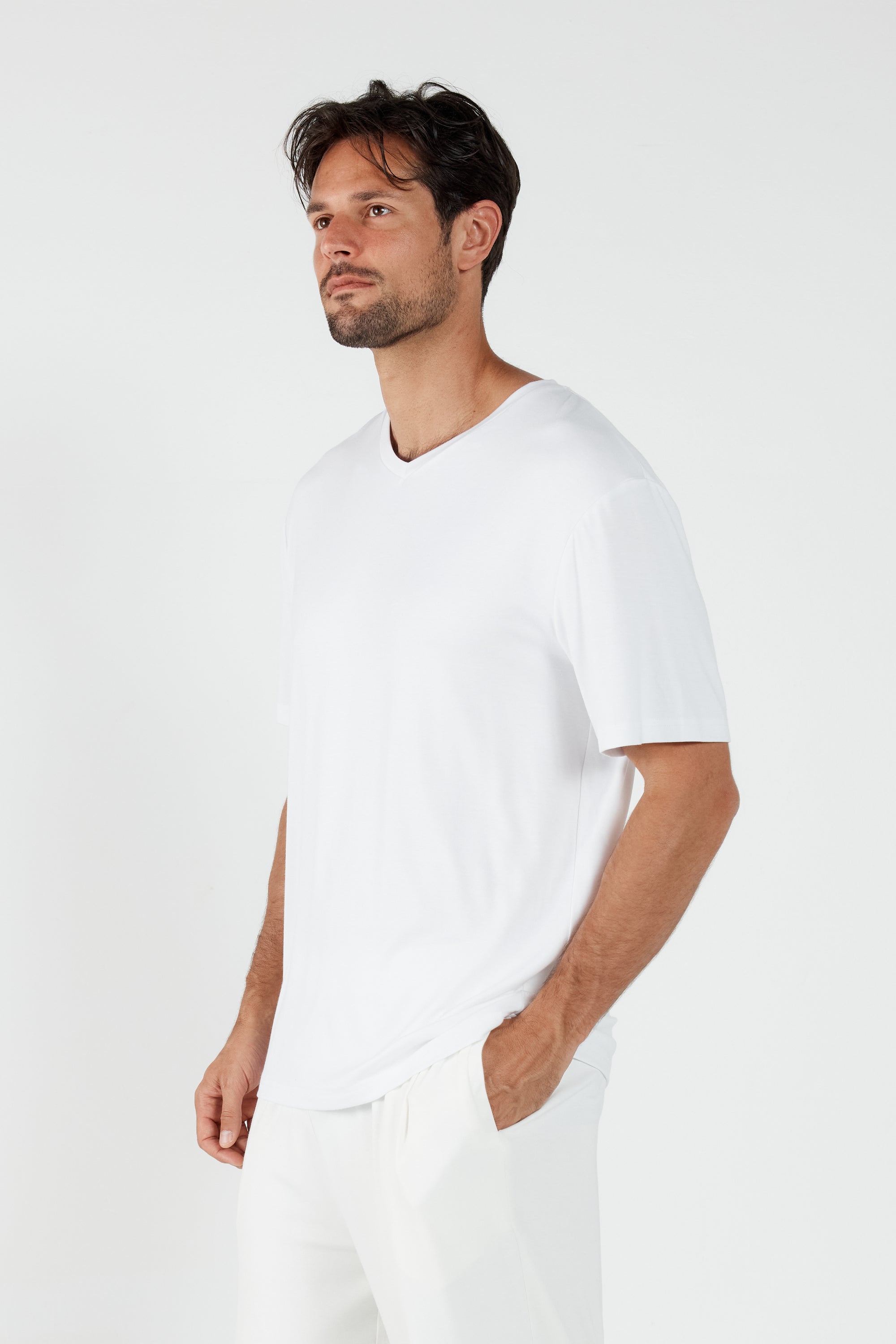 Como V-Neck T-Shirt - White