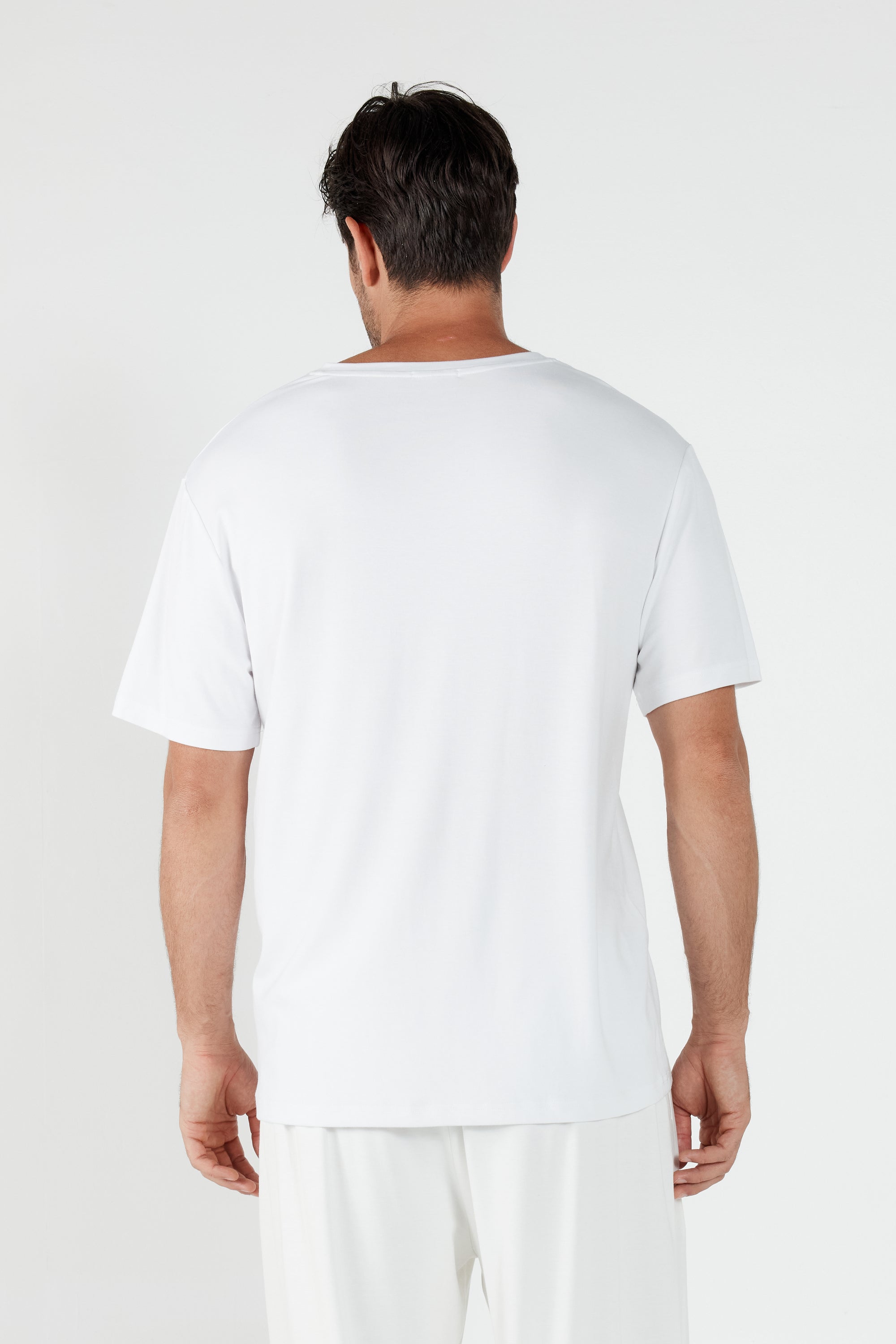Como V-Neck T-Shirt - White